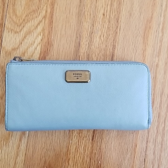 Fossil Zip Clutch Wallet, in teal - Picture 1 of 9